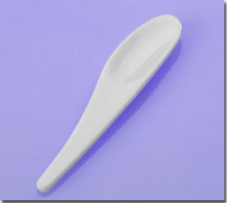 Studio Direct White Curved Scoop Spatula