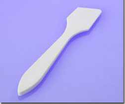 Studio Direct White Slant Tipped Spatula